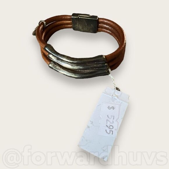 Trades by Haim Shahar | Triple Bar Brown Leather Unisex Bracelet - Picture 1 of 12